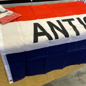 Set of 2 nylon antiques flags